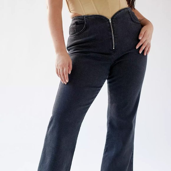 Urban Outfitters, BDG Zip-Waist Flare Black Wash Denim Jean - Picture 4 of 5